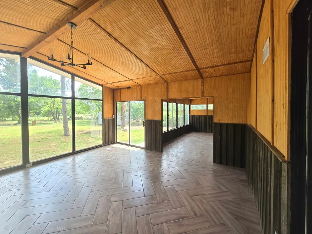 404 W Hillcrest Street Keene, TX 76059