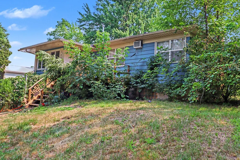 204 W Main Street Edmore, MI 48829