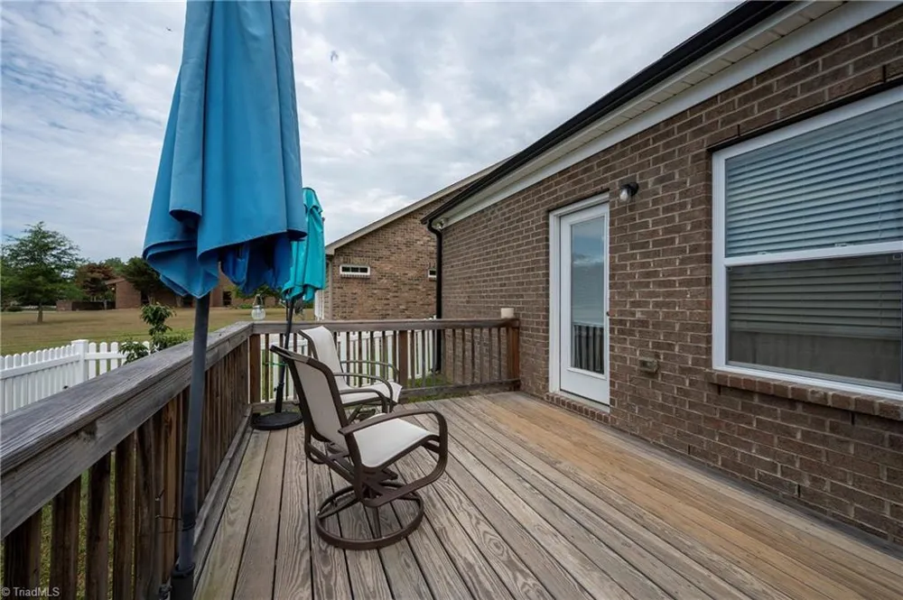 160 Broad Meadow Court Rural Hall, NC 27045