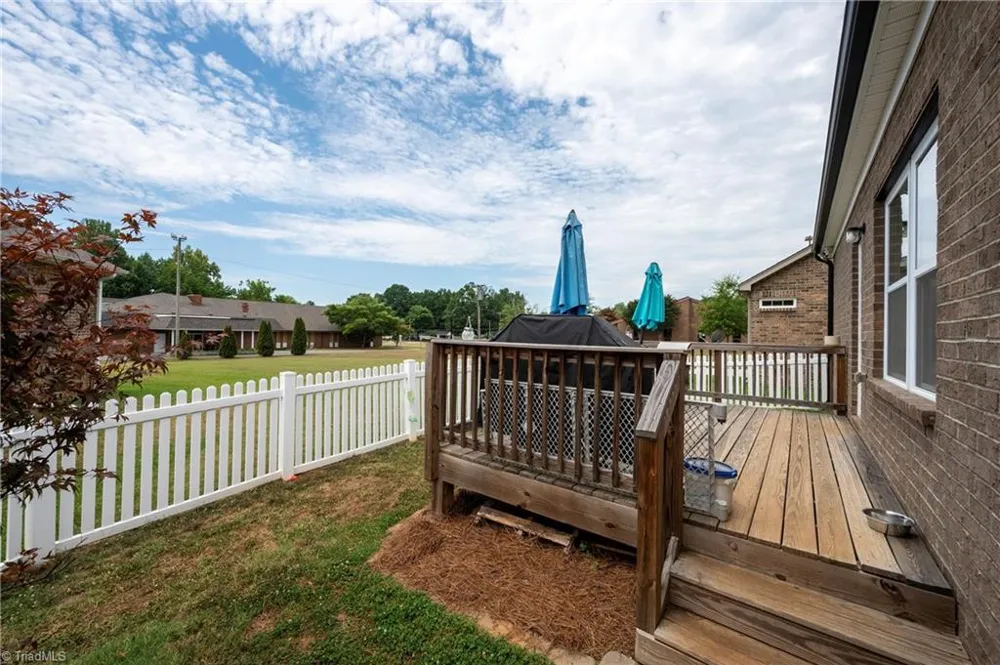 160 Broad Meadow Court Rural Hall, NC 27045