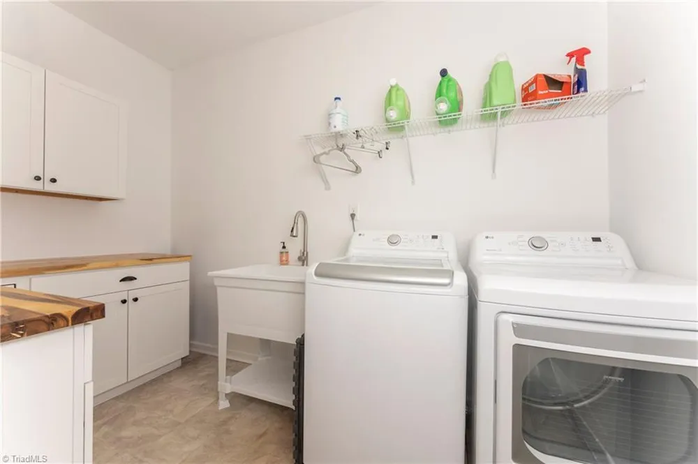 160 Broad Meadow Court Rural Hall, NC 27045