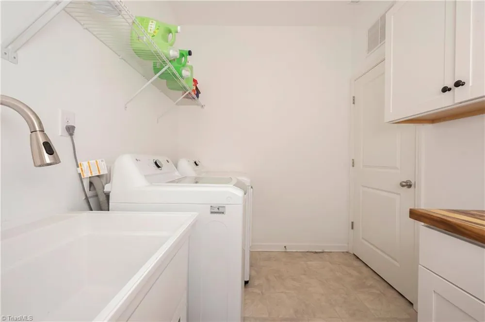 160 Broad Meadow Court Rural Hall, NC 27045