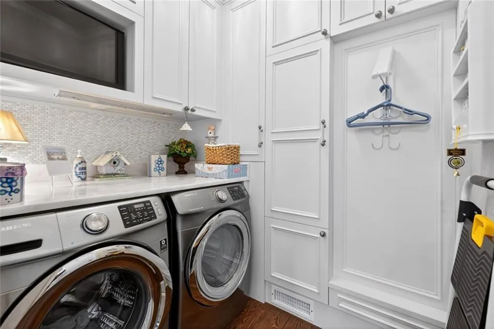 5327 Claridge Square Dunwoody, GA 30338