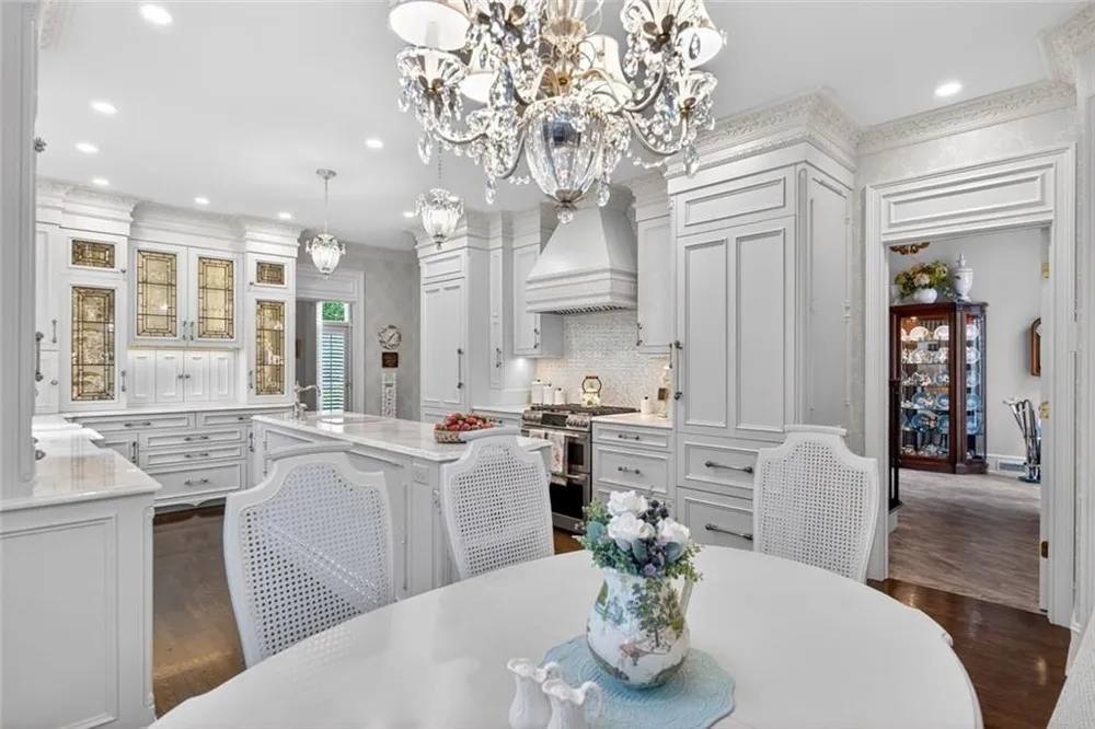 5327 Claridge Square Dunwoody, GA 30338