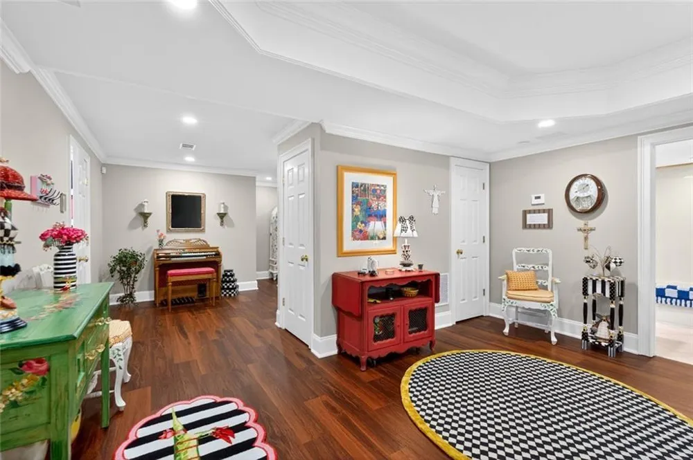5327 Claridge Square Dunwoody, GA 30338