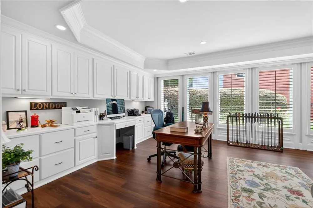 5327 Claridge Square Dunwoody, GA 30338