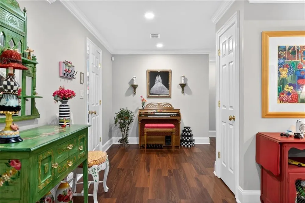 5327 Claridge Square Dunwoody, GA 30338