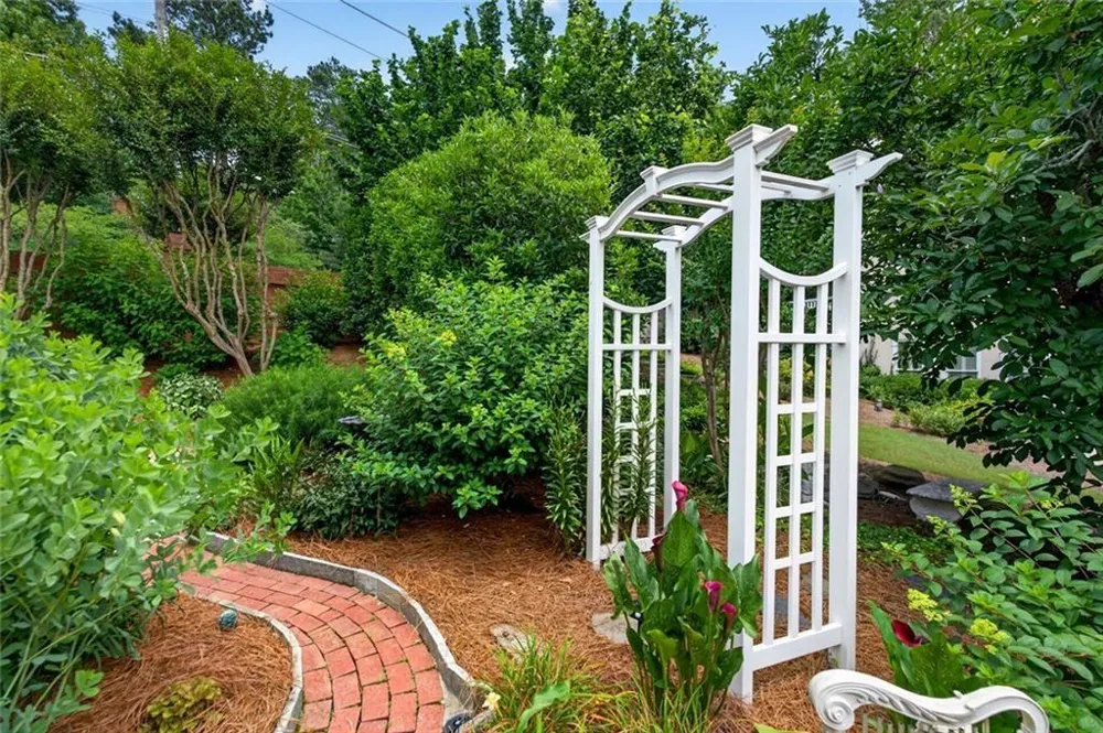5327 Claridge Square Dunwoody, GA 30338