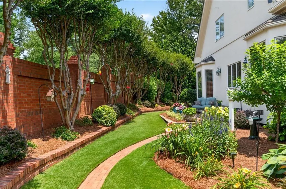 5327 Claridge Square Dunwoody, GA 30338