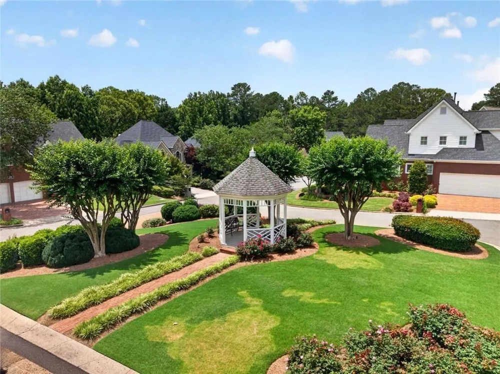 5327 Claridge Square Dunwoody, GA 30338