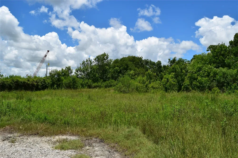 5350 Highway 35 Pearland, TX 77511