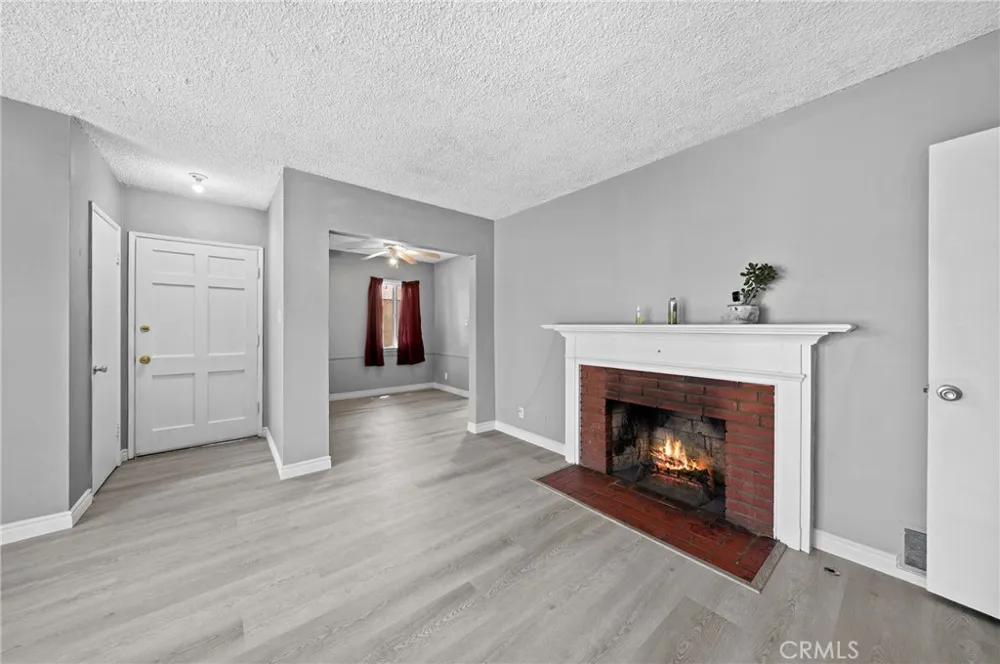 401 S Cherrywood Street West Covina, CA 91791