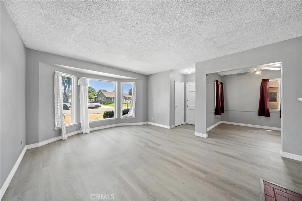 401 S Cherrywood Street West Covina, CA 91791