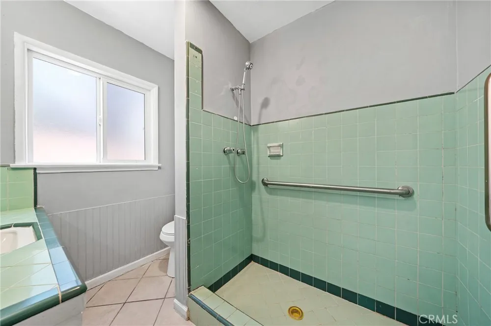401 S Cherrywood Street West Covina, CA 91791