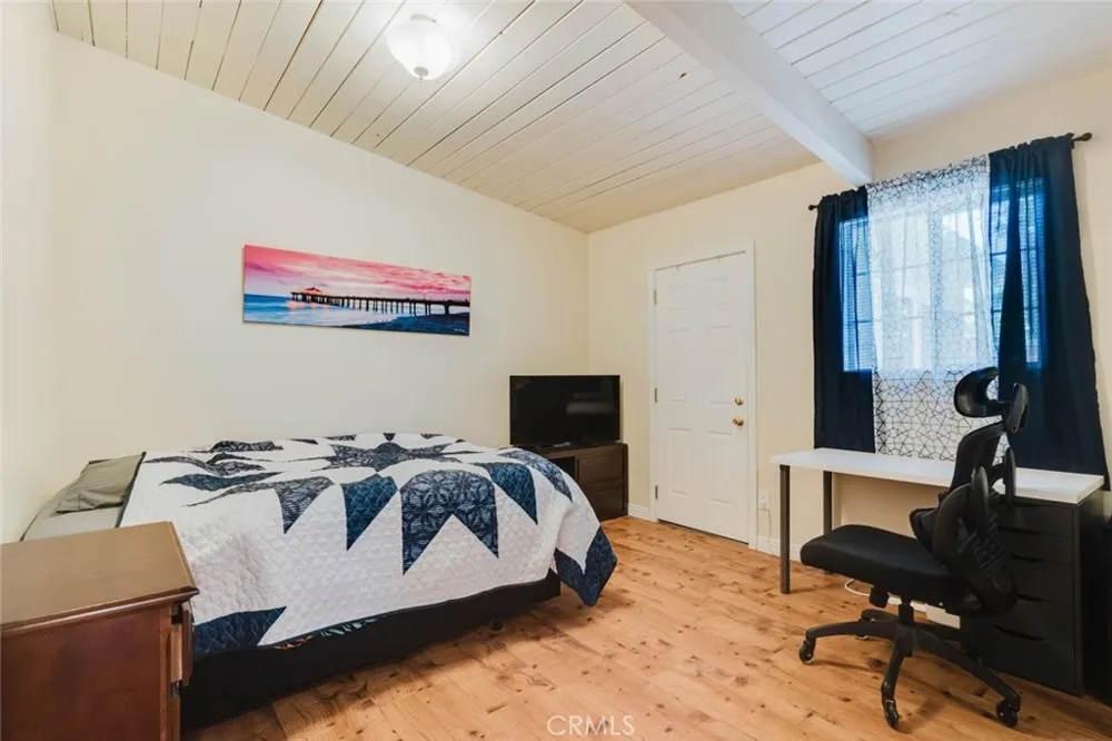 10616 Vanora Drive Sunland, CA 91040