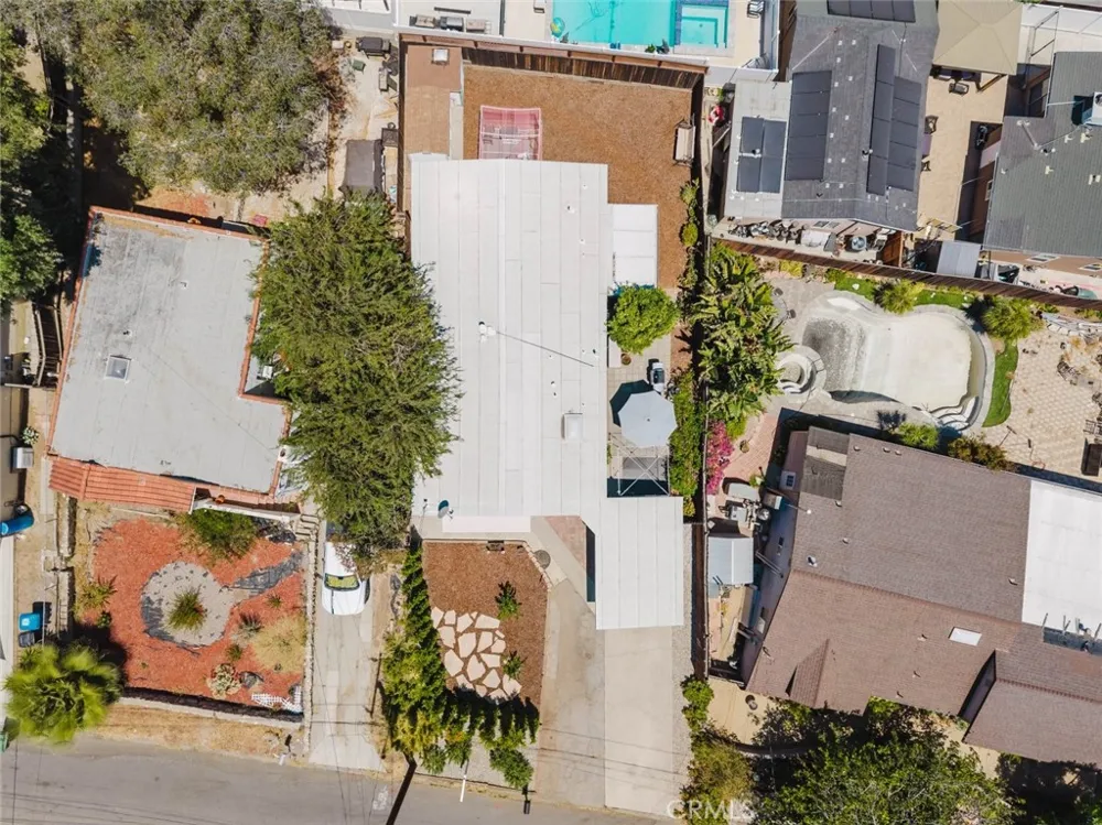 10616 Vanora Drive Sunland, CA 91040