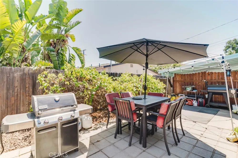 10616 Vanora Drive Sunland, CA 91040