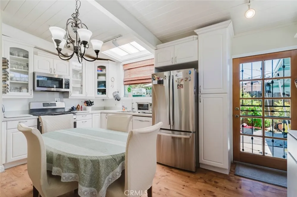 10616 Vanora Drive Sunland, CA 91040
