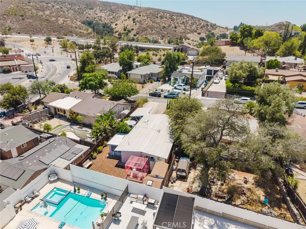 10616 Vanora Drive Sunland, CA 91040