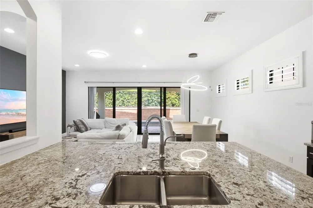 7689 TOSCANA BOULEVARD Orlando, FL 32819
