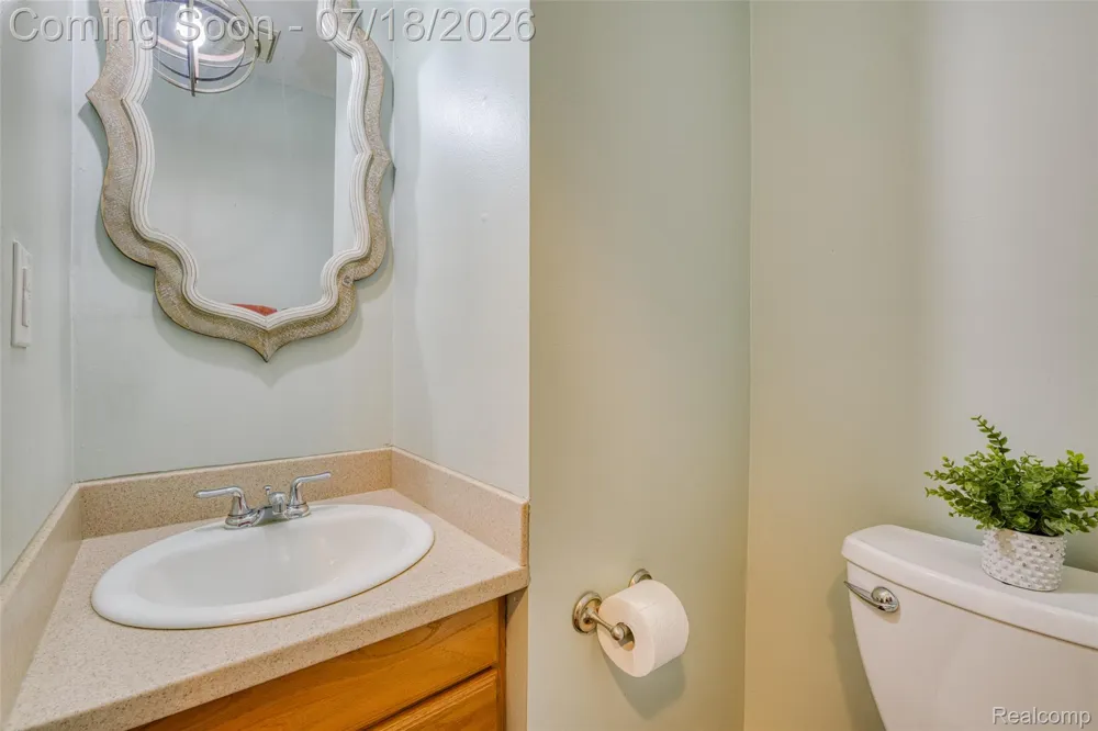 7300 Bluewater Drive #110 Clarkston City, MI 48348