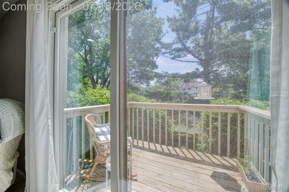 7300 Bluewater Drive #110 Clarkston City, MI 48348