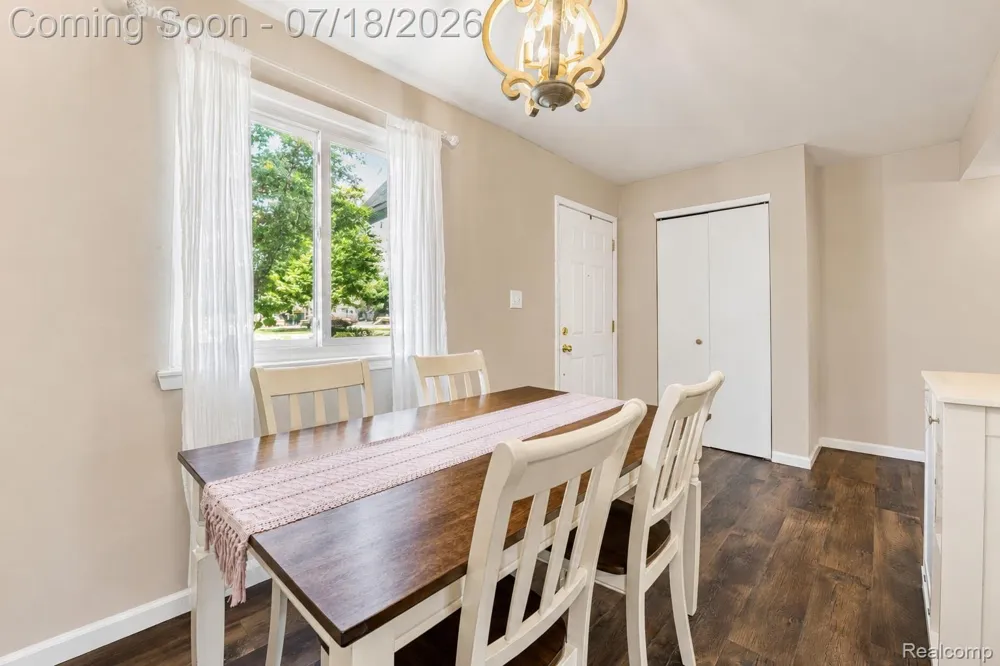 7300 Bluewater Drive #110 Clarkston City, MI 48348