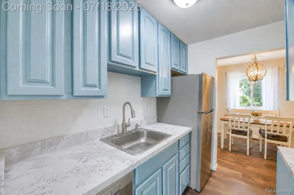 7300 Bluewater Drive #110 Clarkston City, MI 48348