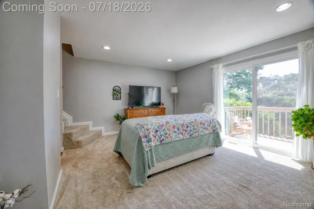7300 Bluewater Drive #110 Clarkston City, MI 48348