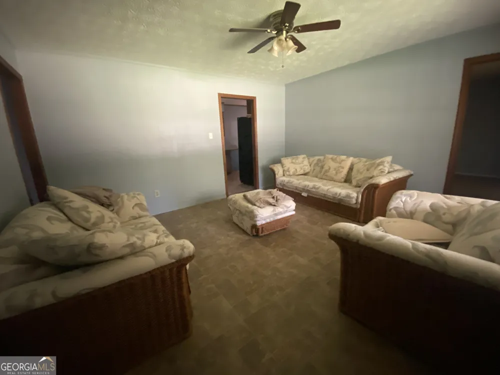 387 N Richardson ST Hartwell, GA 30643