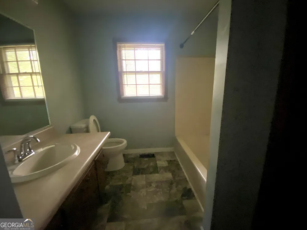 387 N Richardson ST Hartwell, GA 30643