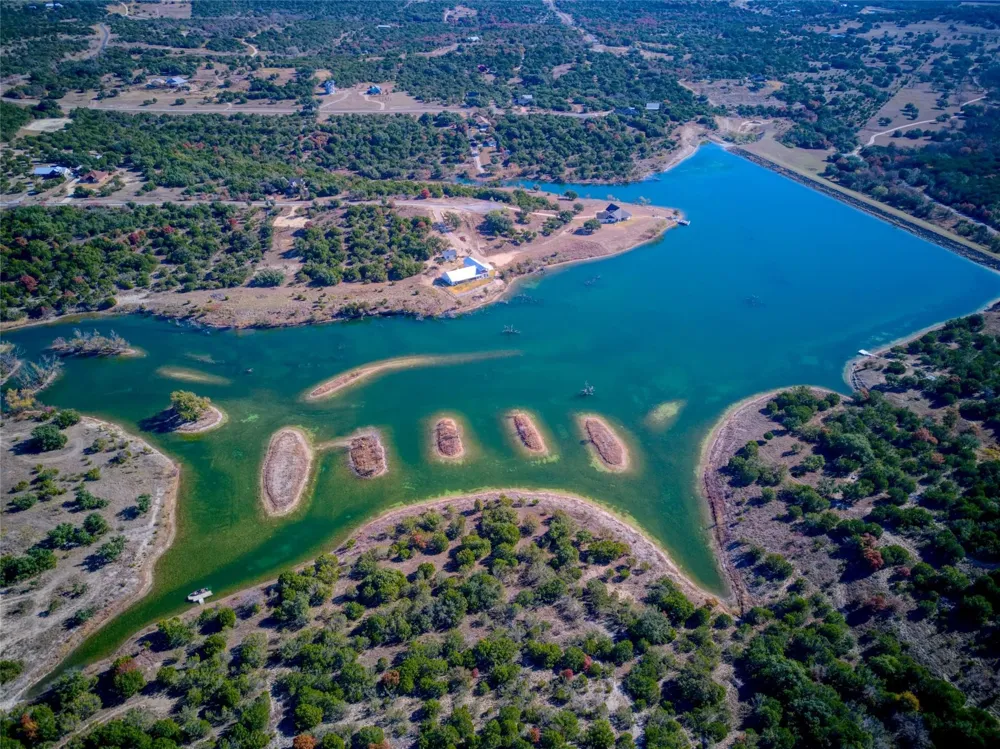 640 Sunfish Point Bluff Dale, TX 76433