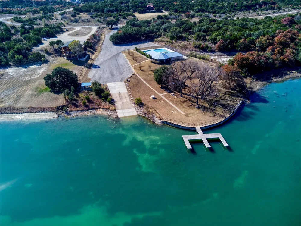 640 Sunfish Point Bluff Dale, TX 76433