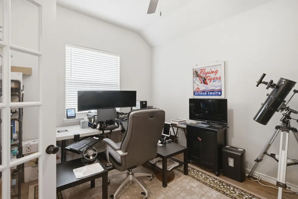 640 Sunfish Point Bluff Dale, TX 76433