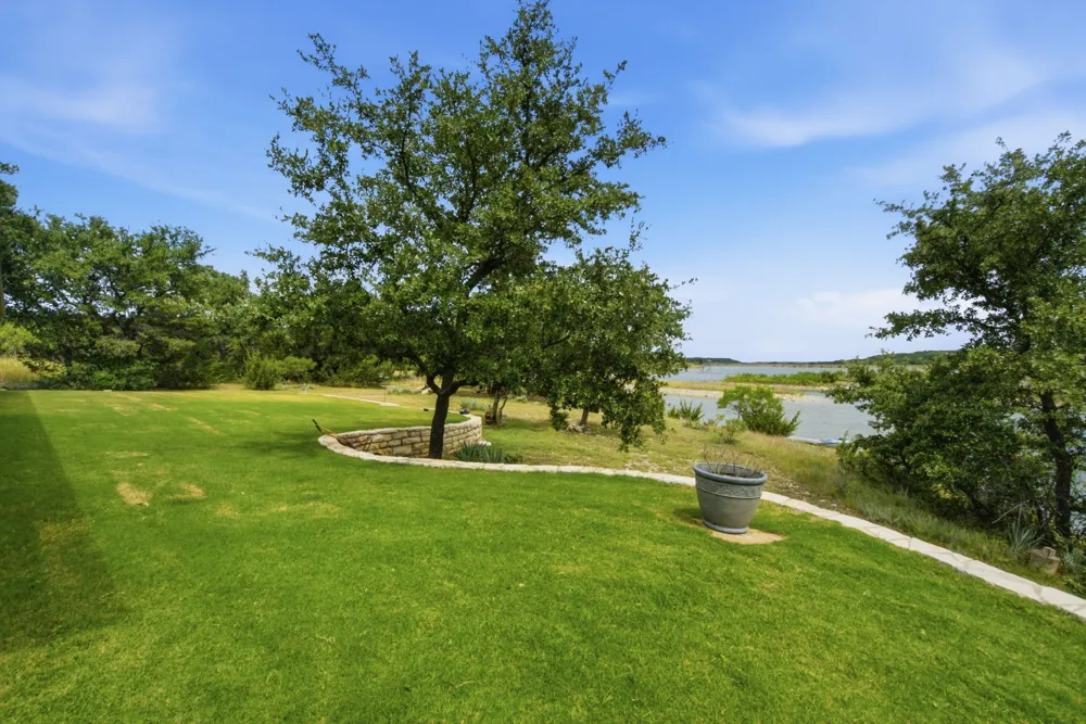 640 Sunfish Point Bluff Dale, TX 76433