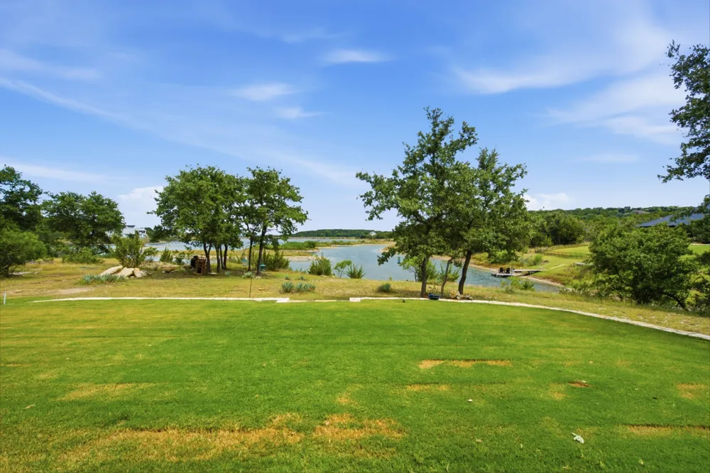 640 Sunfish Point Bluff Dale, TX 76433