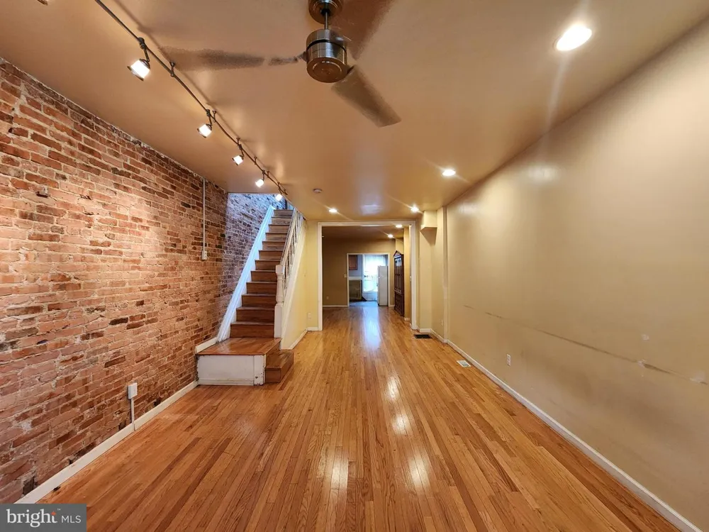 3034 MCELDERRY STREET Baltimore, MD 21205