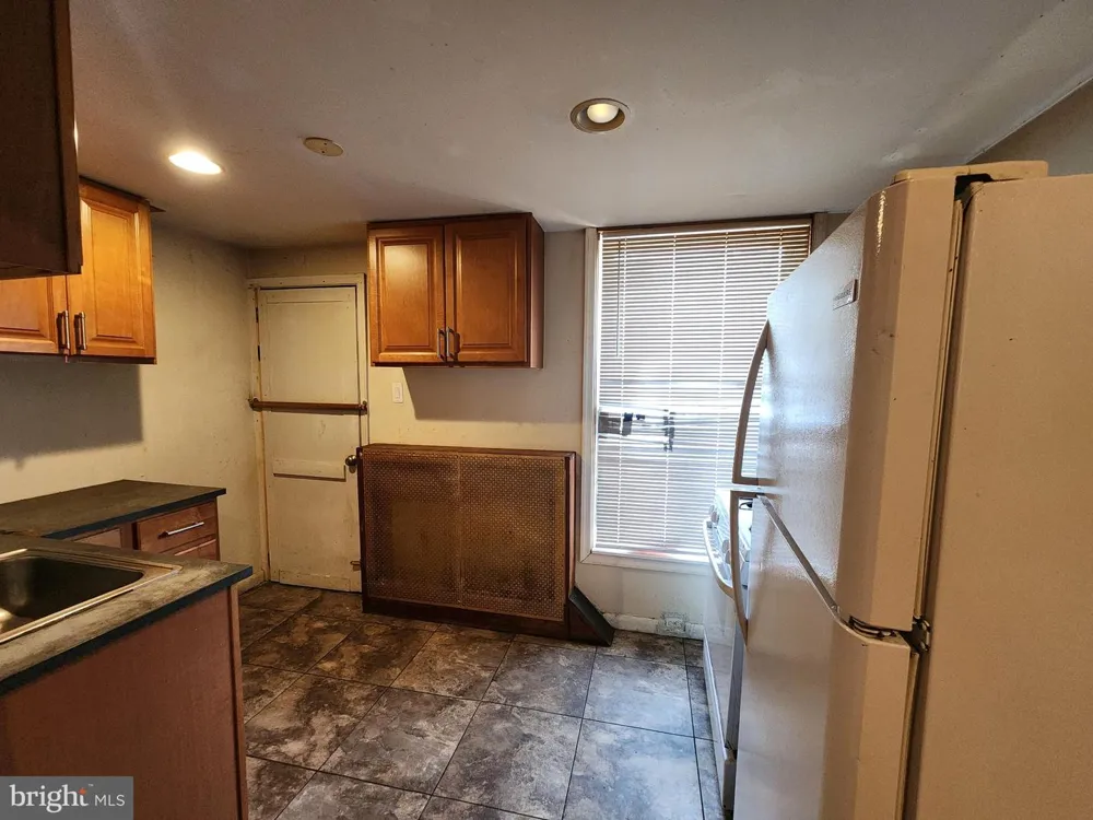 3034 MCELDERRY STREET Baltimore, MD 21205