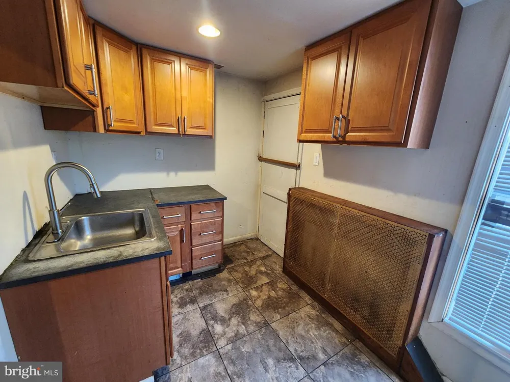 3034 MCELDERRY STREET Baltimore, MD 21205