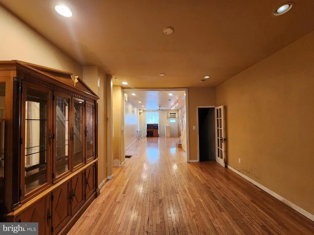 3034 MCELDERRY STREET Baltimore, MD 21205