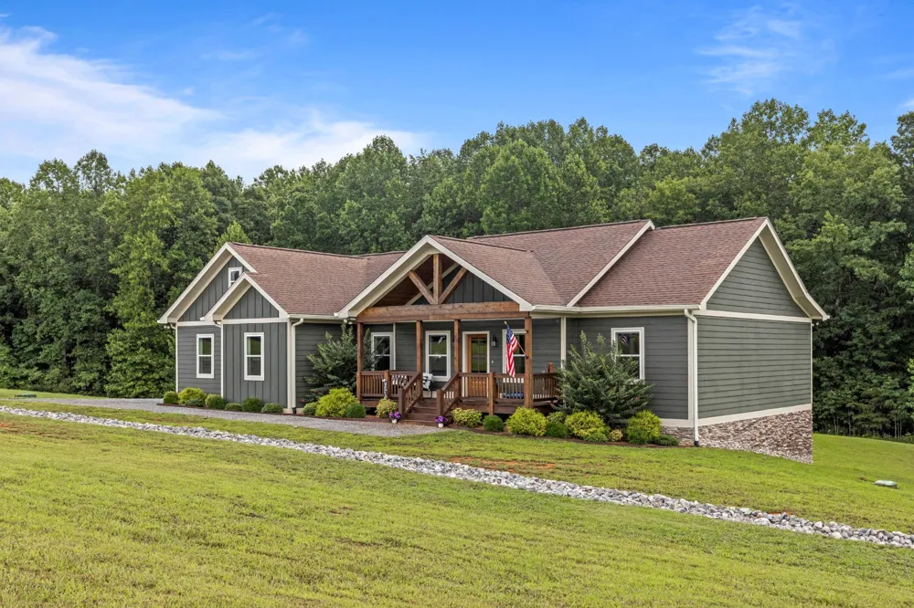 636 Raulston Falls Road Jasper, TN 37347