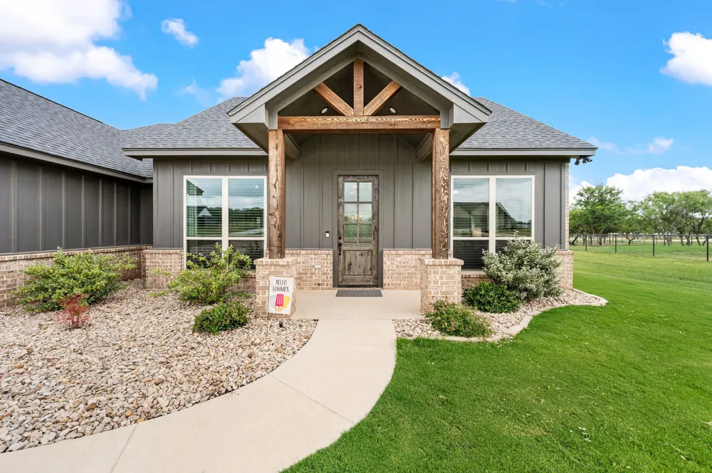 212 Jimmy Lane Millsap, TX 76066