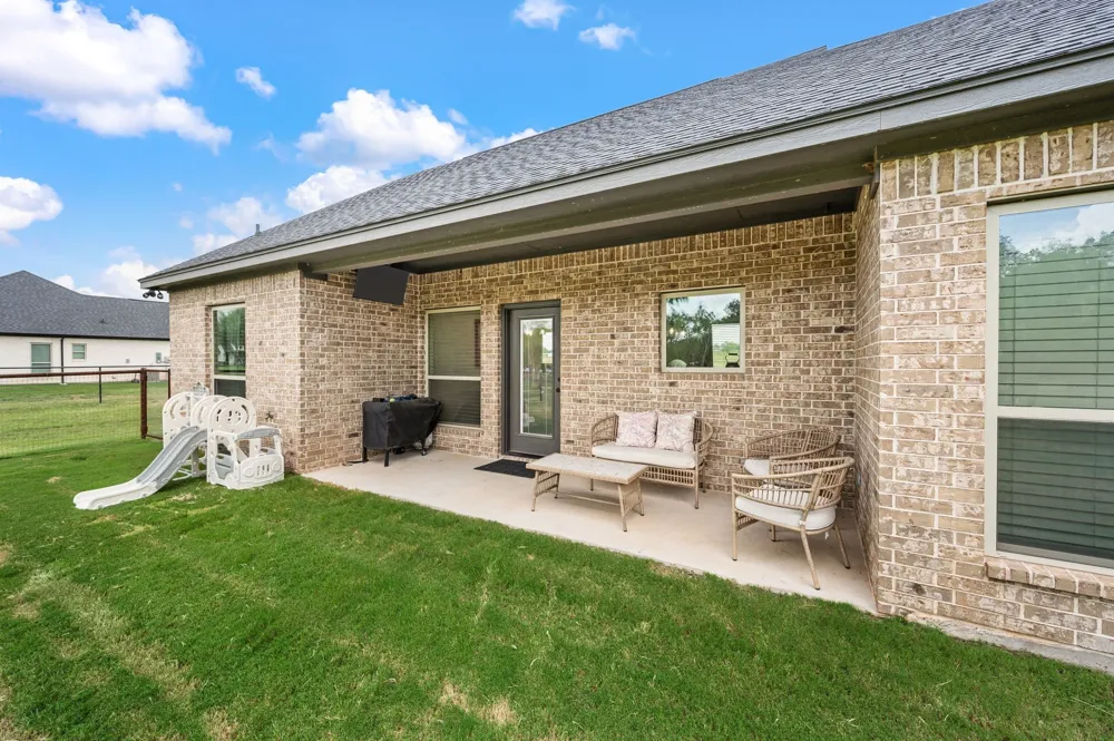 212 Jimmy Lane Millsap, TX 76066