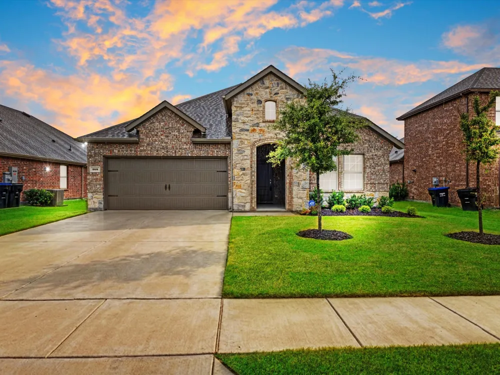 308 Bailey Way Caddo Mills, TX 75135
