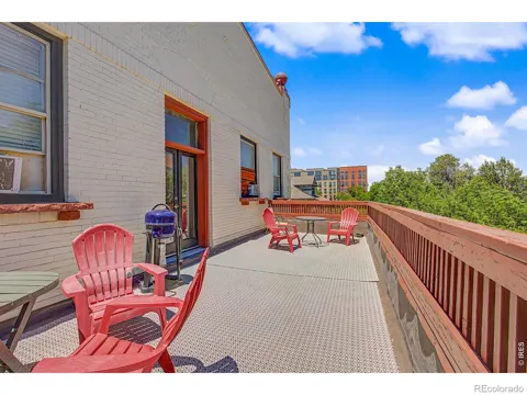1629 Clarkson Street #11