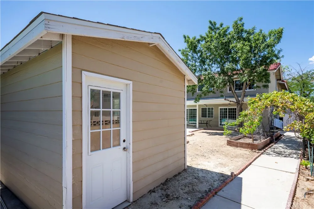 42900 Staffordshire Drive Lancaster, CA 93534