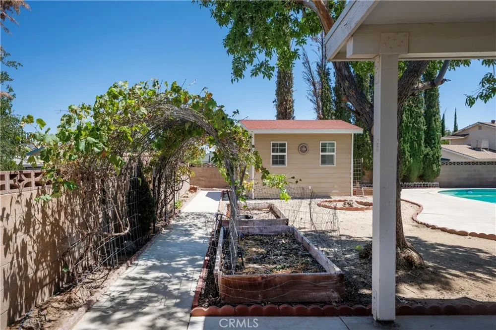 42900 Staffordshire Drive Lancaster, CA 93534
