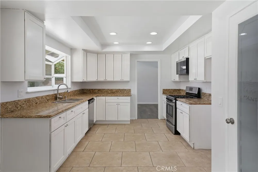 42900 Staffordshire Drive Lancaster, CA 93534