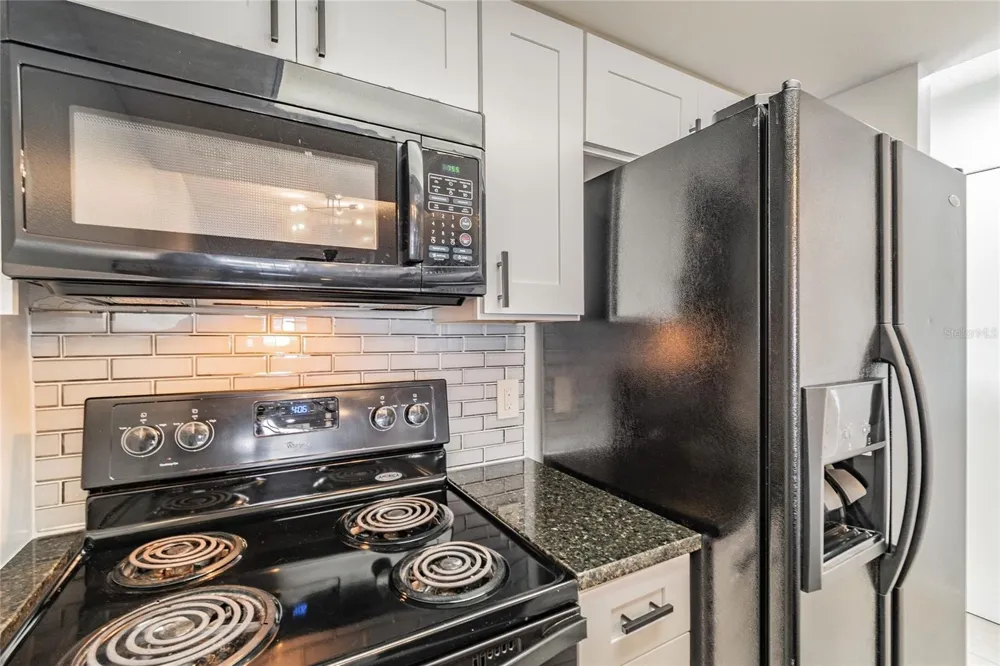 4907 W MCELROY AVENUE #H209 Tampa, FL 33611