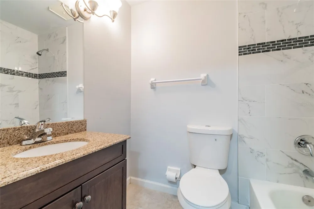 4907 W MCELROY AVENUE #H209 Tampa, FL 33611